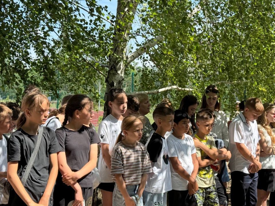 В Нижнегорском увековечили память военного корреспондента Александра Федорчака В Нижнегорском увековечили память военного корреспондента Александра Федорчака