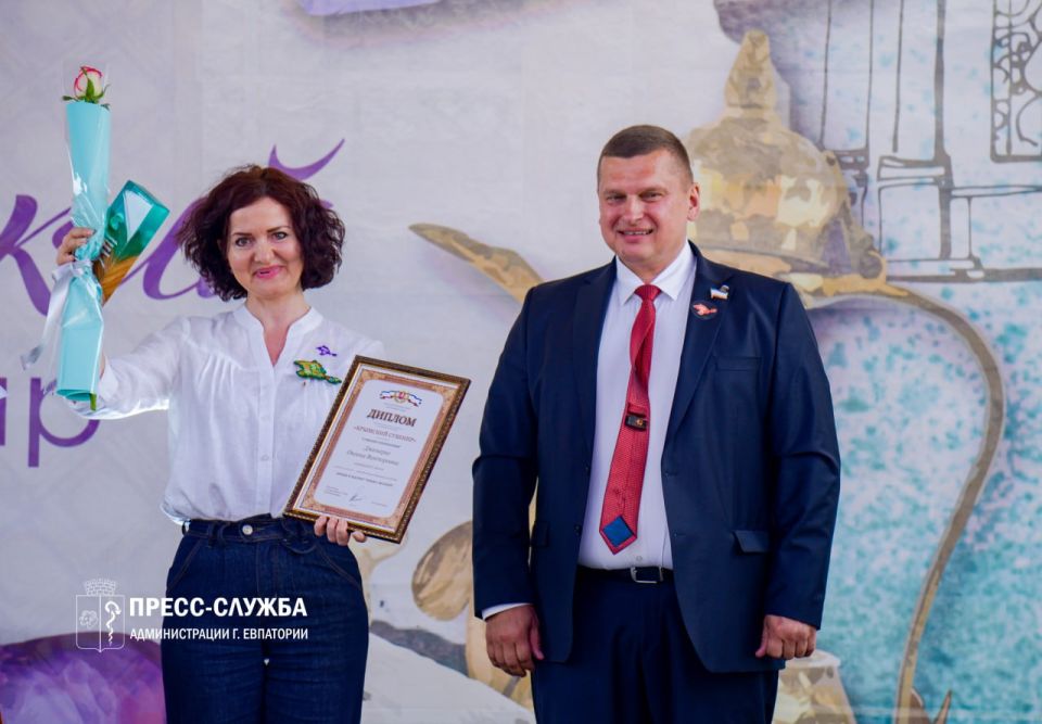 В Евпатории проходит выставка-ярмарка сувенирной продукции «Крымский сувенир» В Евпатории проходит выставка-ярмарка сувенирной продукции «Крымский сувенир»