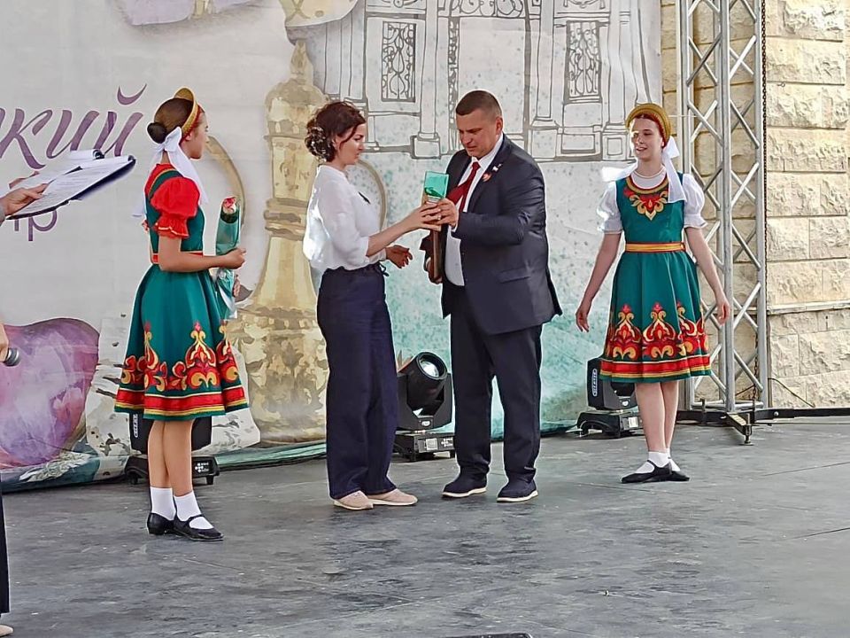 В Евпатории наградили победителей конкурса «Крымский сувенир» В Евпатории наградили победителей конкурса «Крымский сувенир»