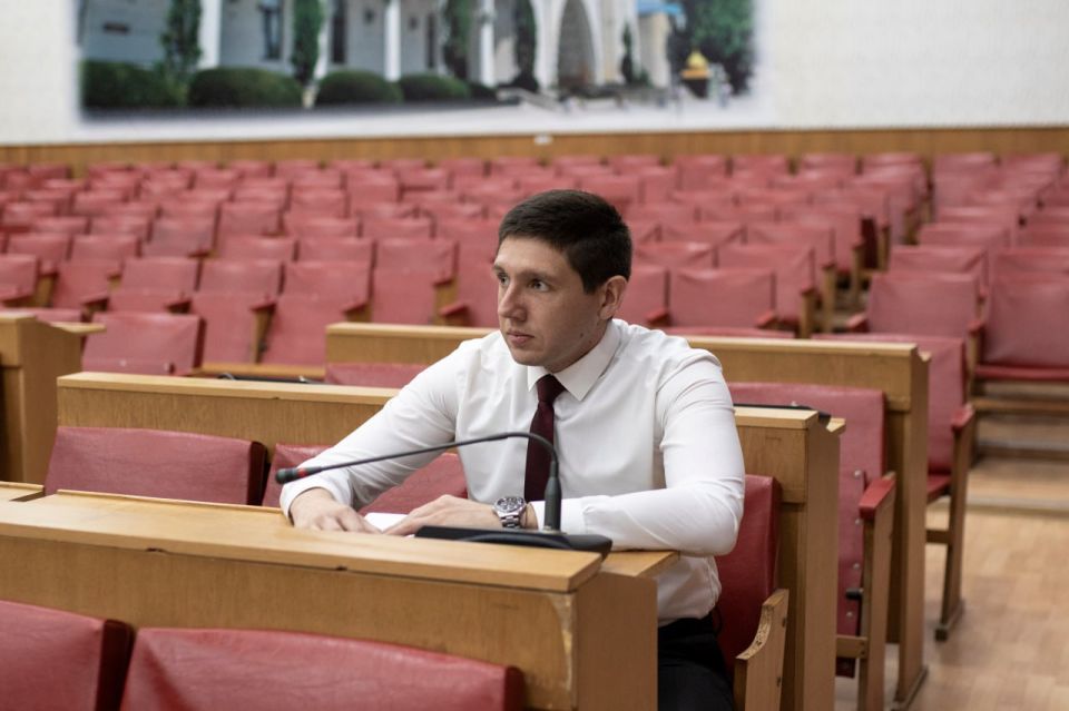 Сегодня в крымской столице состоялось заседание Президиума и 22-я внеочередная сессия Симферопольского городского совета III созыва Сегодня в крымской столице состоялось заседание Президиума и 22-я внеочередная сессия Симферопольского городского совета III созыва