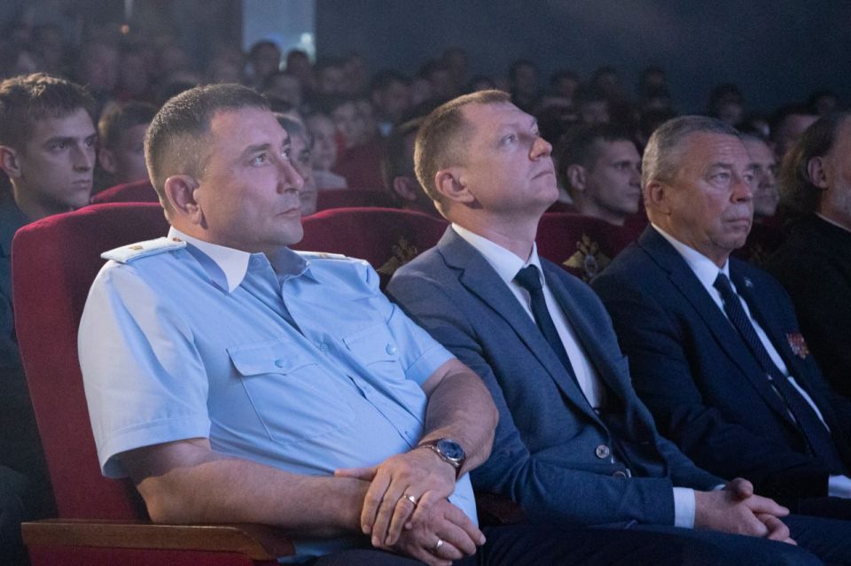 В УМВД России по г. Севастополю почтили память погибших в Великой Отечественной войне В УМВД России по г. Севастополю почтили память погибших в Великой Отечественной войне