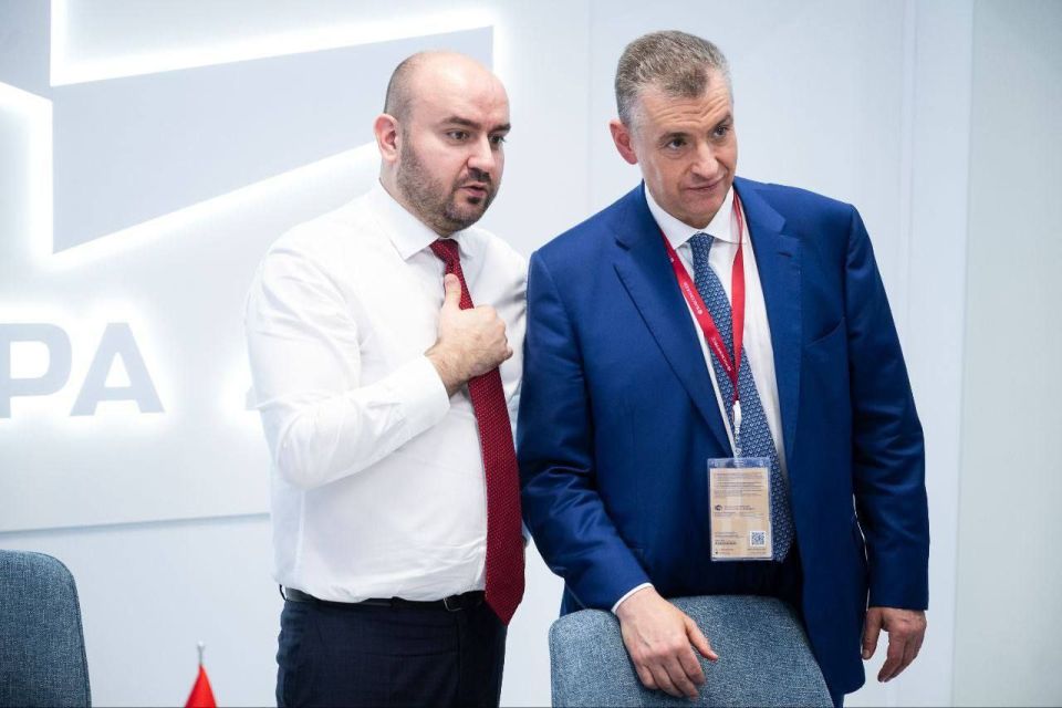 Леонид Слуцкий: ПМЭФ-2025, итоги. На Форуме удалось решить множество важных политических и деловых вопросов, встретиться с представителями иностранных делегаций, главами регионов, предпринимателями, обсудить актуальные... Леонид Слуцкий: ПМЭФ-2025, итоги. На Форуме удалось решить множество важных политических и деловых вопросов, встретиться с представителями иностранных делегаций, главами регионов, предпринимателями, обсудить актуальные...