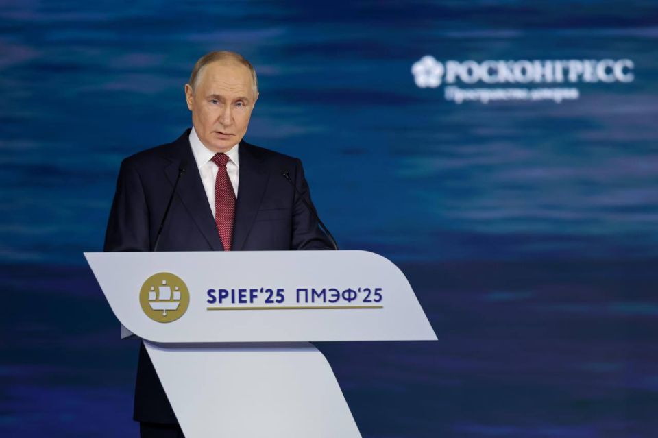 Владимир Немцев: Накануне в своём выступлении на пленарном заседании ПМЭФ-2025 Президент РФ Владимир Владимирович Путин отметил успехи российской экономики и обозначил важные направления для дальнейшего роста Владимир Немцев: Накануне в своём выступлении на пленарном заседании ПМЭФ-2025 Президент РФ Владимир Владимирович Путин отметил успехи российской экономики и обозначил важные направления для дальнейшего роста