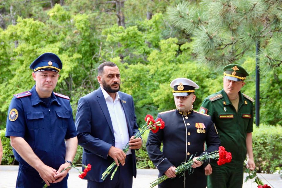 ���������� �����������: � ���� ������ � ������ ���� �������������� � ������������� ������ ��������, ����������� ������ ����� ������� ������������� ������ ������ �����, 22 ���� ���������� �������� ������ �� ��������� ����