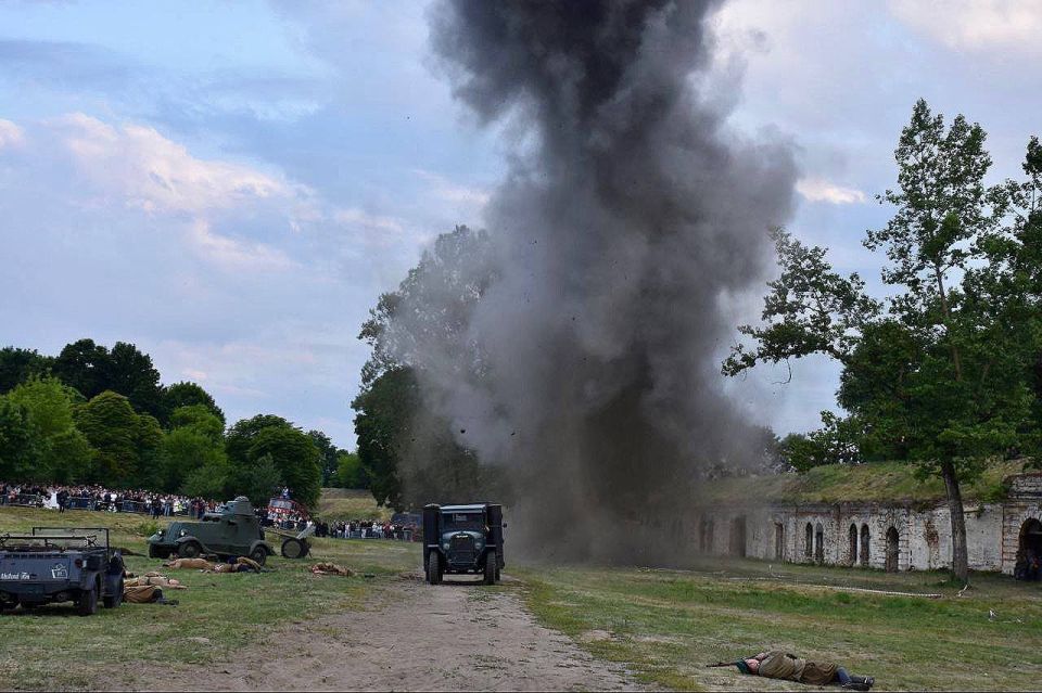 Владимир Немцев: Принял участие в памятных мероприятиях, которые прошли в Брестской крепости — символе мужества, стойкости и начала самой страшной войны в истории человечества Владимир Немцев: Принял участие в памятных мероприятиях, которые прошли в Брестской крепости — символе мужества, стойкости и начала самой страшной войны в истории человечества
