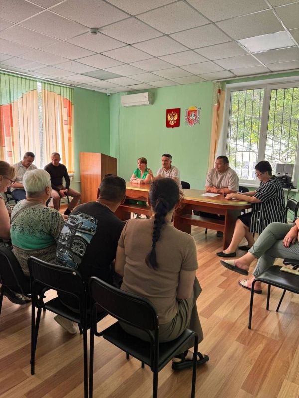 В Симферопольском районе продолжаются встречи с жителями В Симферопольском районе продолжаются встречи с жителями
