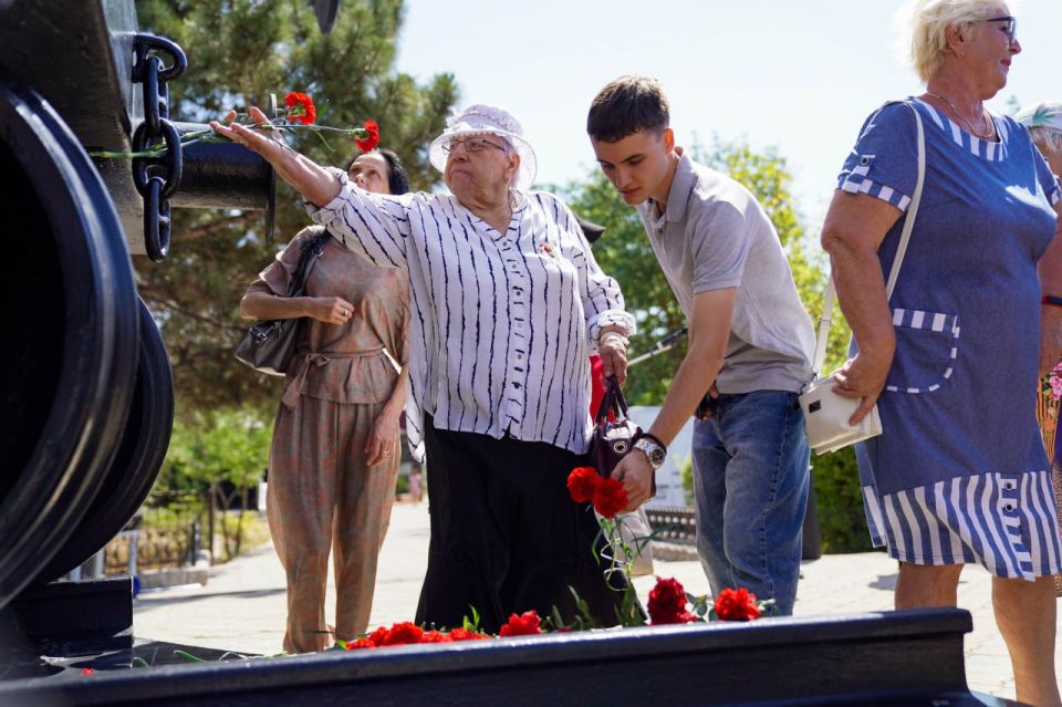 В Евпатории почтили память жертв депортации В Евпатории почтили память жертв депортации