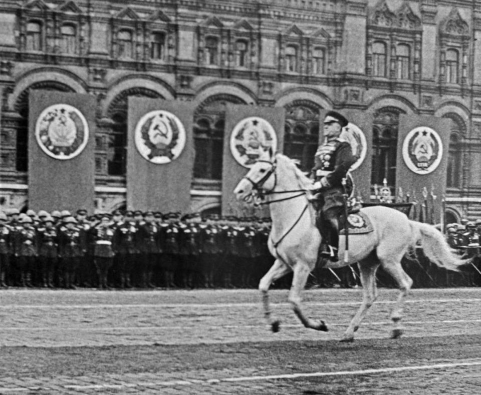 Екатерина Алтабаева: 80 лет назад, 24 июня 1945 года в Москве на Красной площади состоялся Парад Победы, ознаменовавший разгром нацистской Германии в Великой Отечественной войне Екатерина Алтабаева: 80 лет назад, 24 июня 1945 года в Москве на Красной площади состоялся Парад Победы, ознаменовавший разгром нацистской Германии в Великой Отечественной войне