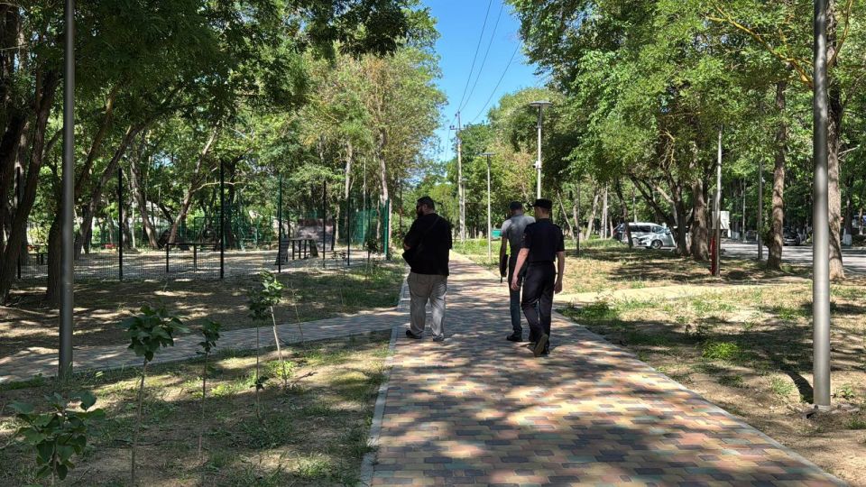 В Казенном парке провели проверочные мероприятия по соблюдению правил выгула собак В Казенном парке провели проверочные мероприятия по соблюдению правил выгула собак