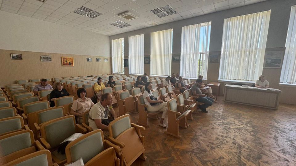 В администрации Симферопольского района 24 июня 2025 года состоялось заседание Межведомственной рабочей группы по вопросам труда и заработной платы, мобилизации поступлений налоговых и неналоговых доходов в бюджет... В администрации Симферопольского района 24 июня 2025 года состоялось заседание Межведомственной рабочей группы по вопросам труда и заработной платы, мобилизации поступлений налоговых и неналоговых доходов в бюджет...