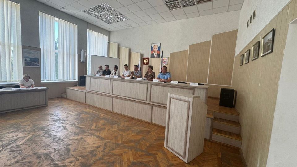 В администрации Симферопольского района 24 июня 2025 года состоялось заседание Межведомственной рабочей группы по вопросам труда и заработной платы, мобилизации поступлений налоговых и неналоговых доходов в бюджет... В администрации Симферопольского района 24 июня 2025 года состоялось заседание Межведомственной рабочей группы по вопросам труда и заработной платы, мобилизации поступлений налоговых и неналоговых доходов в бюджет...