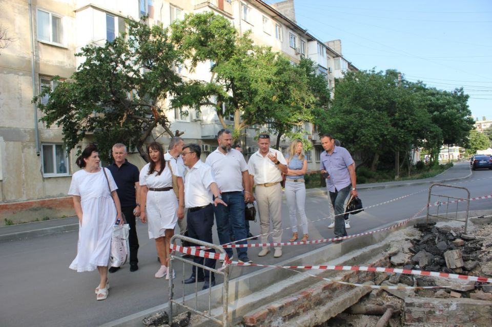 Владимир Ким: Вторник и четверг – дни встреч с председателями советов многоквартирных домов Владимир Ким: Вторник и четверг – дни встреч с председателями советов многоквартирных домов