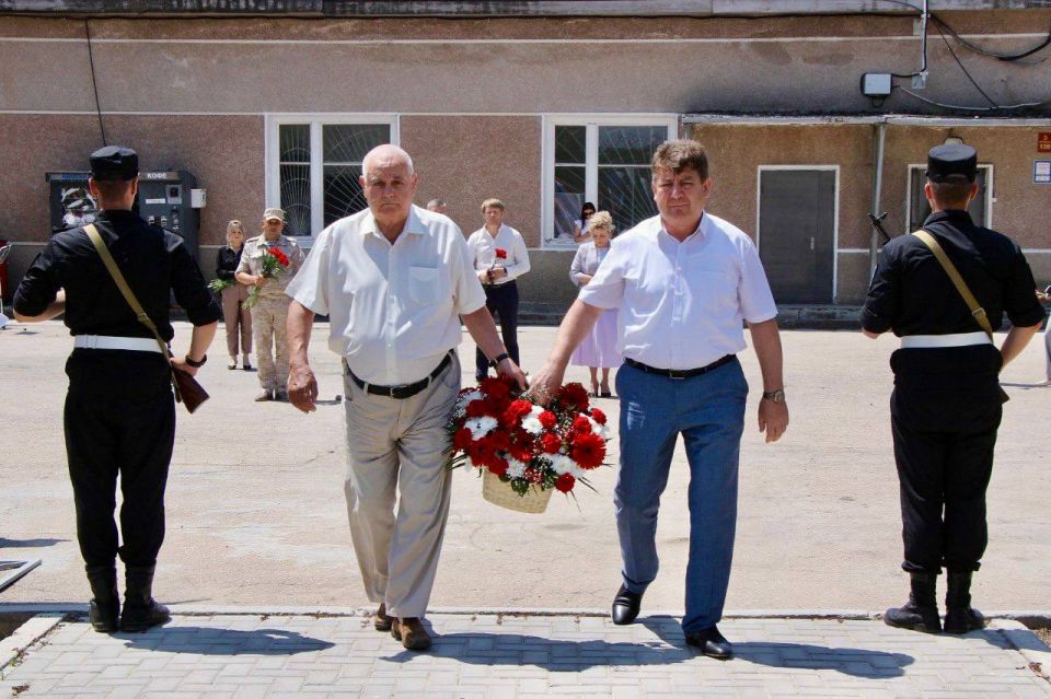 В Евпатории, на территории одной из воинских частей, состоялось торжественное открытие первого в Республике Крым парка «Патриот» В Евпатории, на территории одной из воинских частей, состоялось торжественное открытие первого в Республике Крым парка «Патриот»