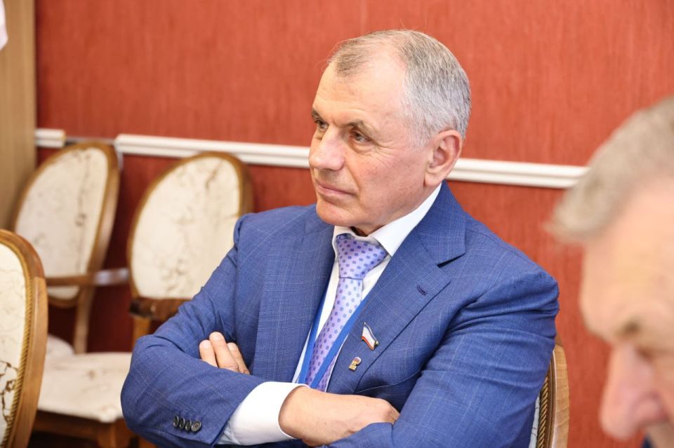 Владимир Константинов: В рамках XII Форума регионов России и Беларуси, который проходит в Нижнем Новгороде, подписали соглашение о межпарламентском сотрудничестве с Председателем Законодательного Собрания Нижегородской... Владимир Константинов: В рамках XII Форума регионов России и Беларуси, который проходит в Нижнем Новгороде, подписали соглашение о межпарламентском сотрудничестве с Председателем Законодательного Собрания Нижегородской...