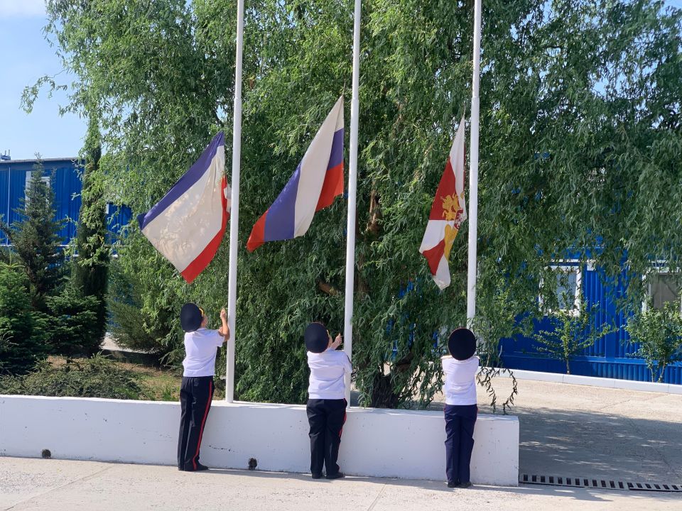 В Крыму и Севастополе завершилась акция «Неделя с Росгвардией» В Крыму и Севастополе завершилась акция «Неделя с Росгвардией»