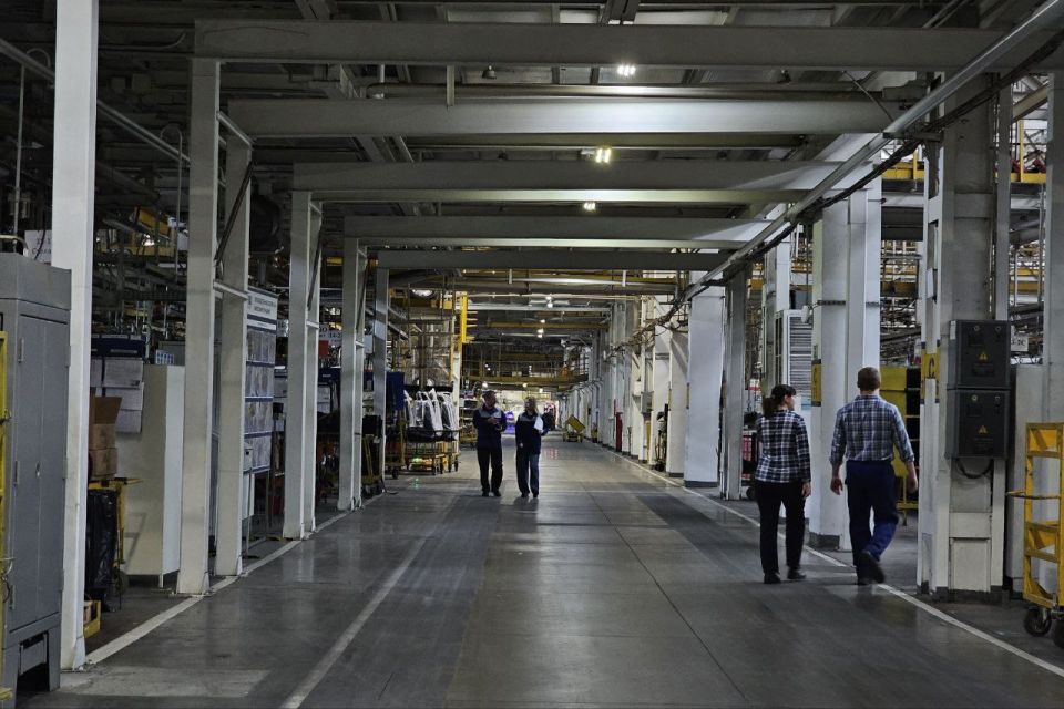 Владимир Константинов: В рамках рабочей поездки в Нижний Новгород осмотрел производственные цеха Горьковского автозавода Владимир Константинов: В рамках рабочей поездки в Нижний Новгород осмотрел производственные цеха Горьковского автозавода