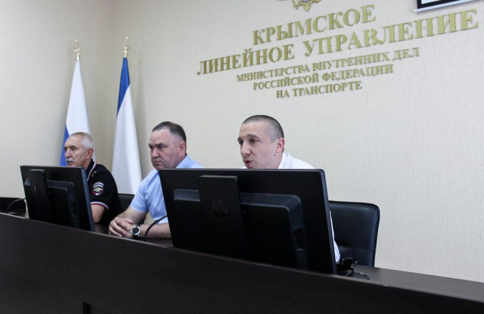 В Крымском линейном управлении МВД России на транспорте состоялось заседание Общественного совета по итогам второго квартала 2025 года, которое я провёл в качестве председателя Общественного совета и члена Общественной... В Крымском линейном управлении МВД России на транспорте состоялось заседание Общественного совета по итогам второго квартала 2025 года, которое я провёл в качестве председателя Общественного совета и члена Общественной...