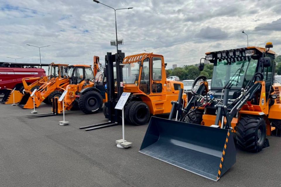 Владимир Немцев: Сегодня в Нижнем Новгороде стартовал XII Форум регионов России и Беларуси, посвященный теме «Молодёжь Белоруссии и России — наследники Великой Победы и будущее Союзного государства» Владимир Немцев: Сегодня в Нижнем Новгороде стартовал XII Форум регионов России и Беларуси, посвященный теме «Молодёжь Белоруссии и России — наследники Великой Победы и будущее Союзного государства»