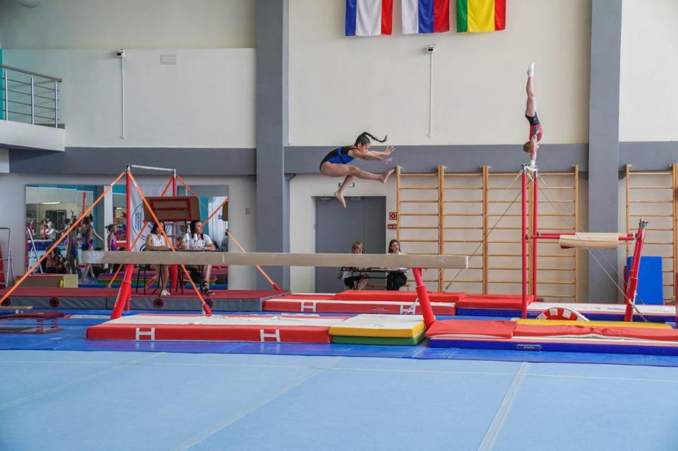 В Евпатории проходят республиканские соревнования по спортивной гимнастике В Евпатории проходят республиканские соревнования по спортивной гимнастике