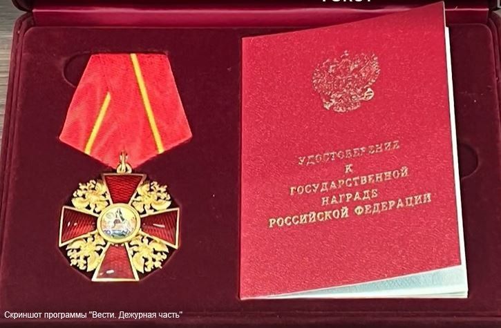 Бывший Министр внутренних дел по Республике Крым Игорь Илларионов награжден орденом Александра Невского Бывший Министр внутренних дел по Республике Крым Игорь Илларионов награжден орденом Александра Невского