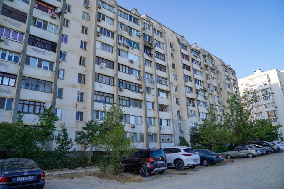 Александр Юрьев: Совместно с главой города Галиной Герасимовой встретились с жильцами домов по ул. 9 Мая, 92 и 94, расположенных напротив мемориального комплекса «Красная горка» Александр Юрьев: Совместно с главой города Галиной Герасимовой встретились с жильцами домов по ул. 9 Мая, 92 и 94, расположенных напротив мемориального комплекса «Красная горка»