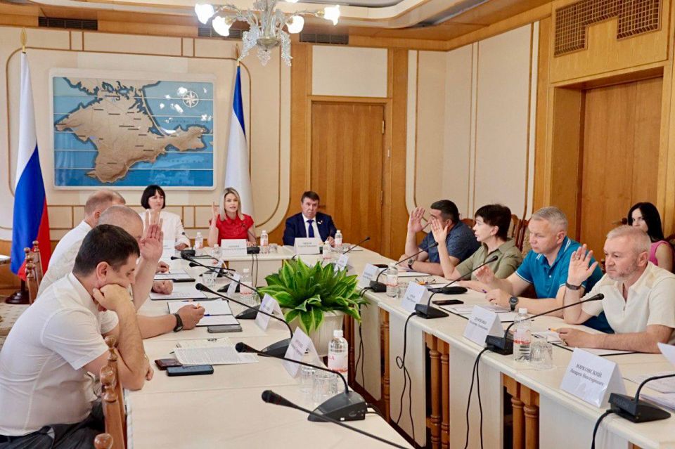 ������� ������� ������� ��������� �������� �� ������������� � ��������� ����������, �� ������� �������� ����������� � ���������� ������� ������������� � �������� �������� � ��������� �������� � ������������� �������������: