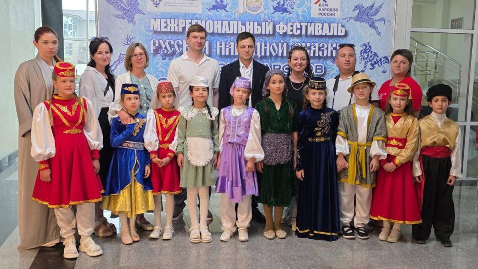 В Грозном прошёл I Межрегиональный фестиваль народных сказок России, Кавказа и Крыма В Грозном прошёл I Межрегиональный фестиваль народных сказок России, Кавказа и Крыма