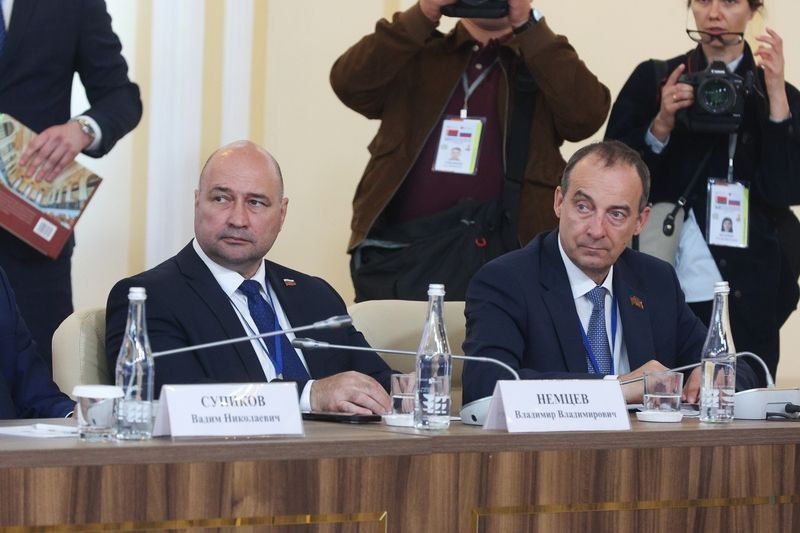 Владимир Константинов: Основная тема обсуждения на пленарном заседании XII Форума регионов России и Беларуси — «Молодежь Беларуси и России — наследники Великой Победы и будущее Союзного государства» Владимир Константинов: Основная тема обсуждения на пленарном заседании XII Форума регионов России и Беларуси — «Молодежь Беларуси и России — наследники Великой Победы и будущее Союзного государства»