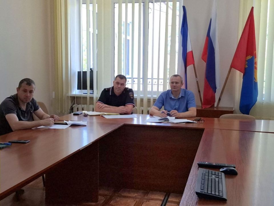 В администрации Советского района состоялось заседание антинаркотической комиссии в Советском районе Республики Крым