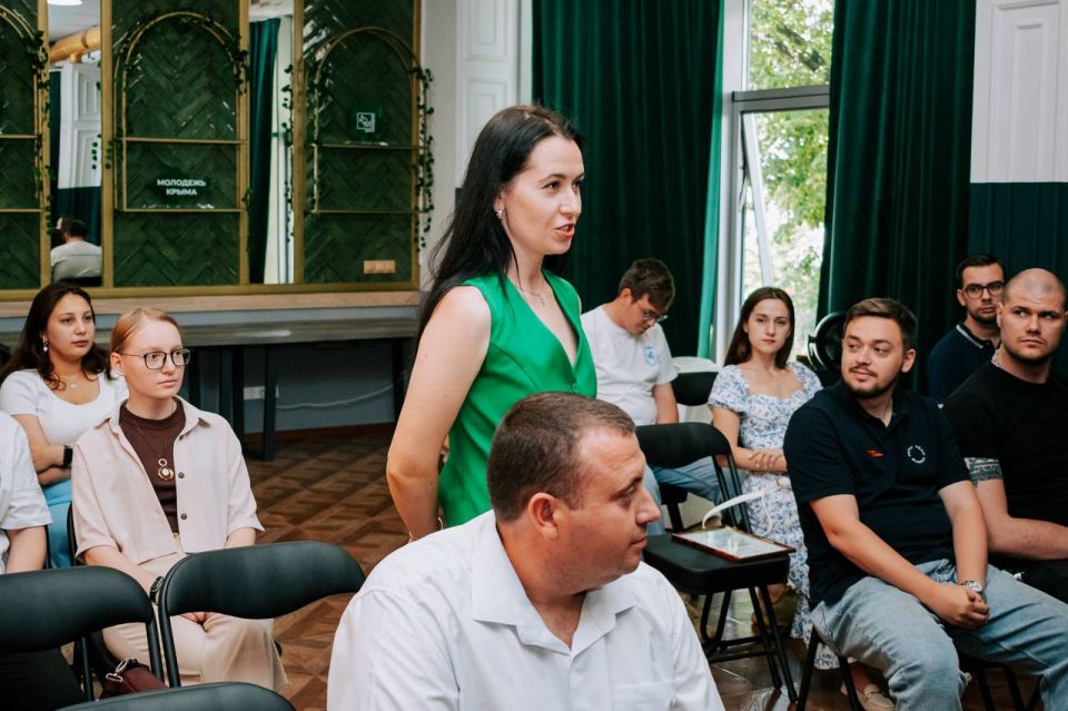 Алексей Зинченко: Одним из важных форматов в День молодежи стал открытый диалог с общественно-государственными структурами! Алексей Зинченко: Одним из важных форматов в День молодежи стал открытый диалог с общественно-государственными структурами!