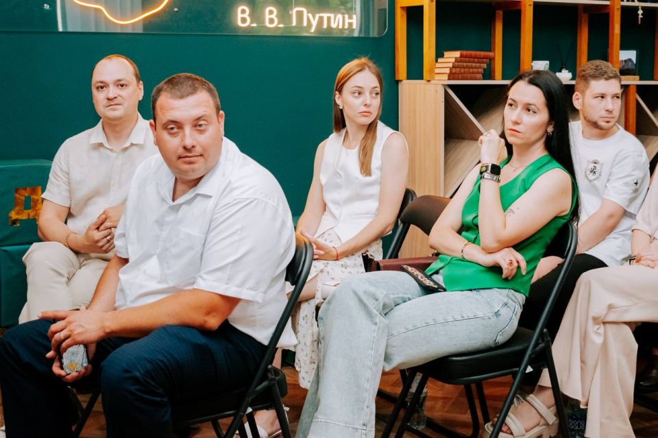 Алексей Зинченко: Одним из важных форматов в День молодежи стал открытый диалог с общественно-государственными структурами! Алексей Зинченко: Одним из важных форматов в День молодежи стал открытый диалог с общественно-государственными структурами!