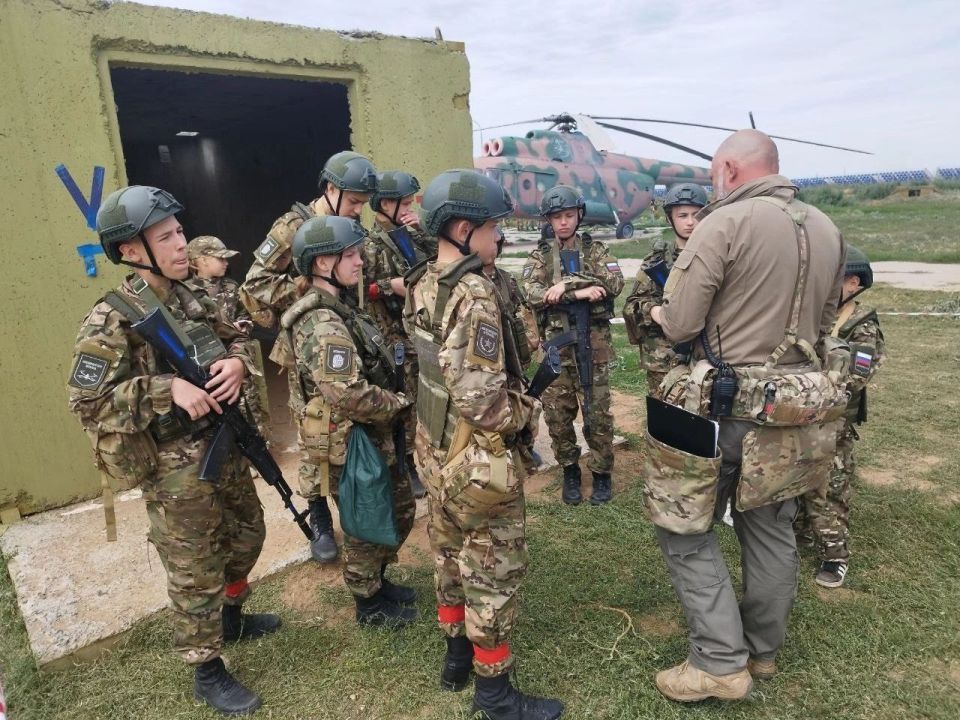 В городе-герое Волгограде завершился окружной этап военно-спортивной игры «Зарница 2.0»! В городе-герое Волгограде завершился окружной этап военно-спортивной игры «Зарница 2.0»!