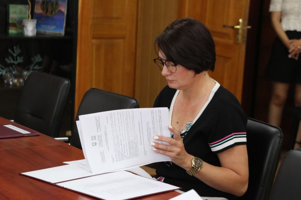 Ольга Урайкина: После заседания президиума в большом зале администрации Бахчисарайского района состоялось заседание 14-й сессии Бахчисарайского районного совета Ольга Урайкина: После заседания президиума в большом зале администрации Бахчисарайского района состоялось заседание 14-й сессии Бахчисарайского районного совета