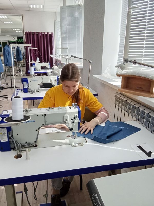 Сборная Крыма приняла участие в отборочном этапе Национального чемпионата по профессиональному мастерству среди инвалидов и лиц с ограниченными возможностями здоровья «Абилимпикс» в очном формате с 21 мая по 11 июня Сборная Крыма приняла участие в отборочном этапе Национального чемпионата по профессиональному мастерству среди инвалидов и лиц с ограниченными возможностями здоровья «Абилимпикс» в очном формате с 21 мая по 11 июня