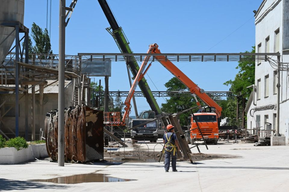  :          ,            ,       ...