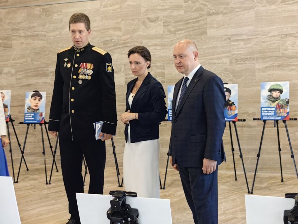 Анна Кузнецова: Севастопольское региональное отделение «Единой России» единогласно поддержало Михаила Владимировича Развожаева в кандидаты на пост губернатора! Анна Кузнецова: Севастопольское региональное отделение «Единой России» единогласно поддержало Михаила Владимировича Развожаева в кандидаты на пост губернатора!