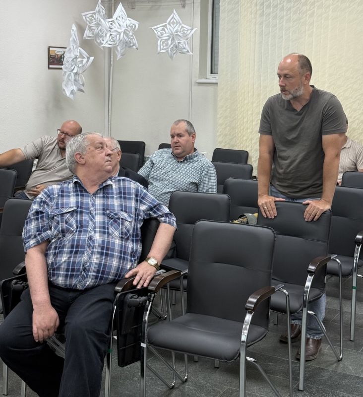 В Минприроды Крыма состоялось заседание Комиссии по экологической безопасности под председательством Заместителя Председателя Совета министров Республики Крым Михаила Назарова В Минприроды Крыма состоялось заседание Комиссии по экологической безопасности под председательством Заместителя Председателя Совета министров Республики Крым Михаила Назарова