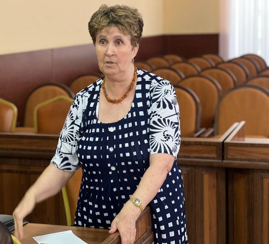 Игорь Ивин: Продолжаем выполнять поручение Главы Республики Крым Сергея Аксёнова по выстраиванию коммуникации с председателями МКД и работе с ресурсоснабжающими и управляющими организациями Игорь Ивин: Продолжаем выполнять поручение Главы Республики Крым Сергея Аксёнова по выстраиванию коммуникации с председателями МКД и работе с ресурсоснабжающими и управляющими организациями
