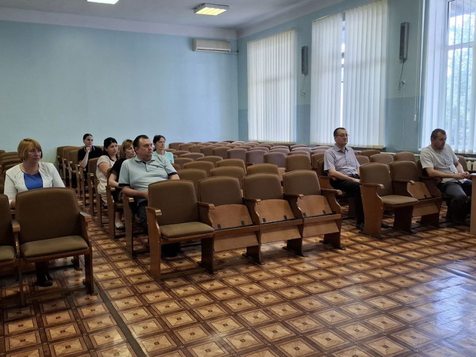 1 ���� � ������������� ���������� ������ ���������� ������� ��������� �� ������������ ����������� � ��������� ����� ���������� ����