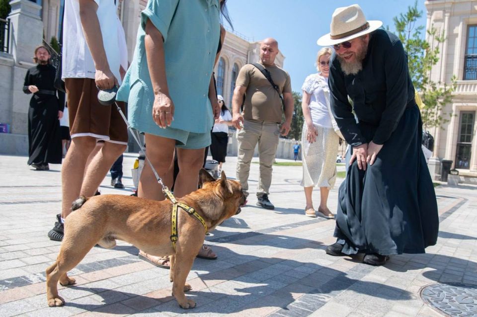 Михаил Развожаев: Сегодня день рождения идейного вдохновителя «Нового Херсонеса», митрополита Симферопольского и Крымского Тихона Михаил Развожаев: Сегодня день рождения идейного вдохновителя «Нового Херсонеса», митрополита Симферопольского и Крымского Тихона