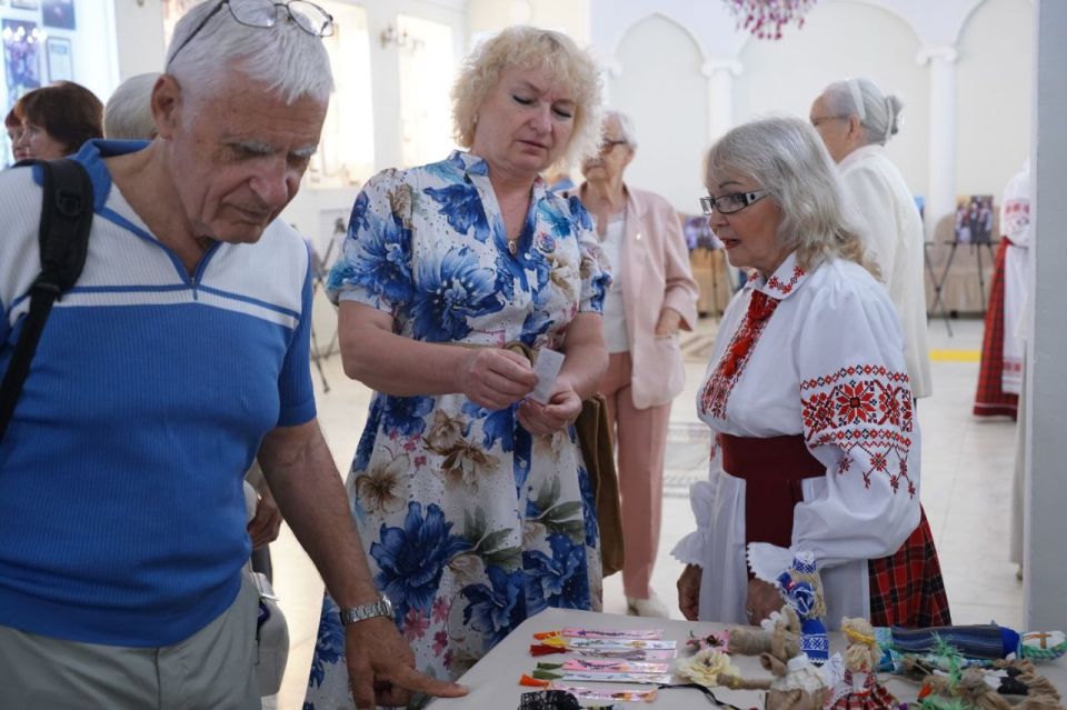 Фестиваль белорусской культуры «Карагод Сяброу» прошёл сегодня в Симферополе Фестиваль белорусской культуры «Карагод Сяброу» прошёл сегодня в Симферополе