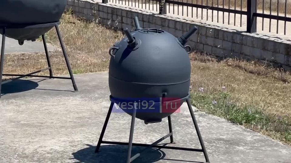  35      