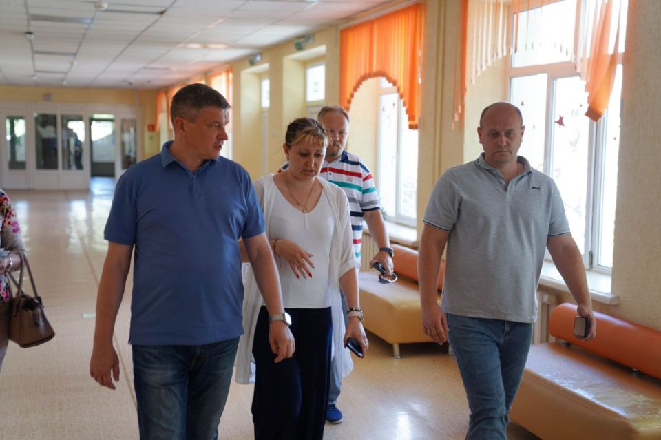 Александр Юрьев: Сегодня завершил обход школ муниципалитета посещением гимназии №8, школ №11, 13 и 16 Александр Юрьев: Сегодня завершил обход школ муниципалитета посещением гимназии №8, школ №11, 13 и 16