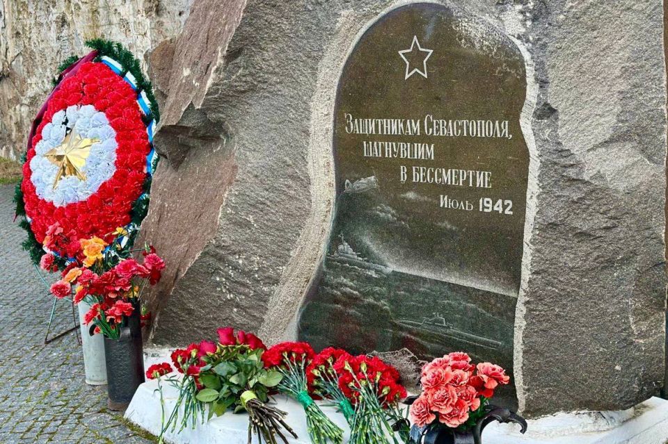 Владимир Немцев: Сегодня мы вспоминаем одну из самых героических и трагических страниц в истории нашего города — окончание Второй обороны Севастополя Владимир Немцев: Сегодня мы вспоминаем одну из самых героических и трагических страниц в истории нашего города — окончание Второй обороны Севастополя