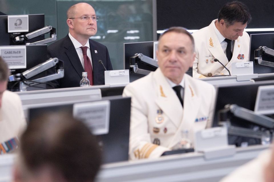  :           ,       ,    ...