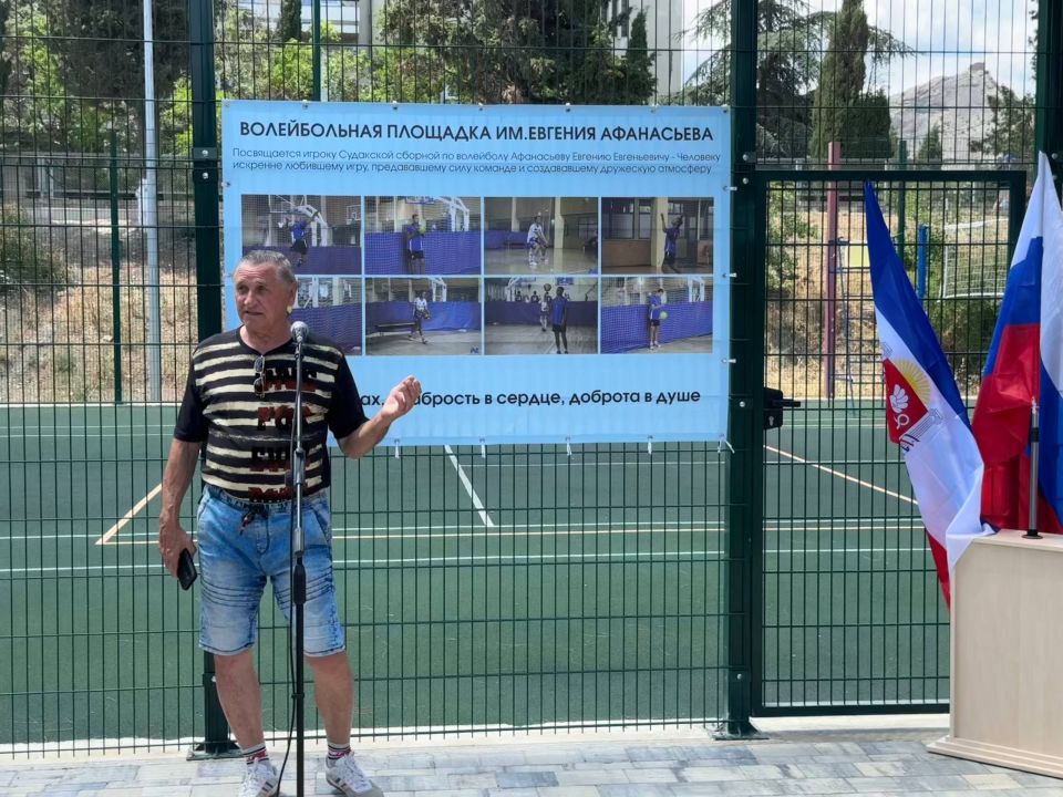 Кирилл Чебышев: Сегодня, вместе с председателем городского совета Дарьей Дейнеко и заместителем председателя Эльдаром Османовым, приняли участии в открытии стенда памяти нашего соотечественника и героя - Евгения Евгеньевича... Кирилл Чебышев: Сегодня, вместе с председателем городского совета Дарьей Дейнеко и заместителем председателя Эльдаром Османовым, приняли участии в открытии стенда памяти нашего соотечественника и героя - Евгения Евгеньевича...