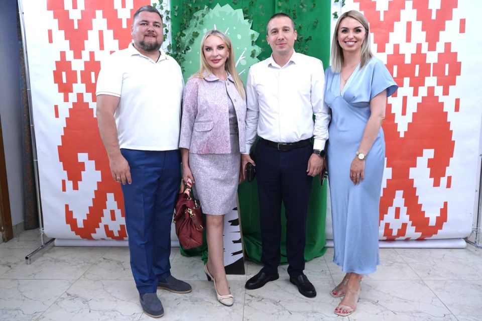Анастасия Гридчина: В Крыму прошел большой концерт«Карагод сяброў», посвященный Дню освобождения Республики Беларусь и Минска от немецко-фашистских захватчиков и 80-летию Победы советского народа в Великой Отечественной войне Анастасия Гридчина: В Крыму прошел большой концерт«Карагод сяброў», посвященный Дню освобождения Республики Беларусь и Минска от немецко-фашистских захватчиков и 80-летию Победы советского народа в Великой Отечественной войне