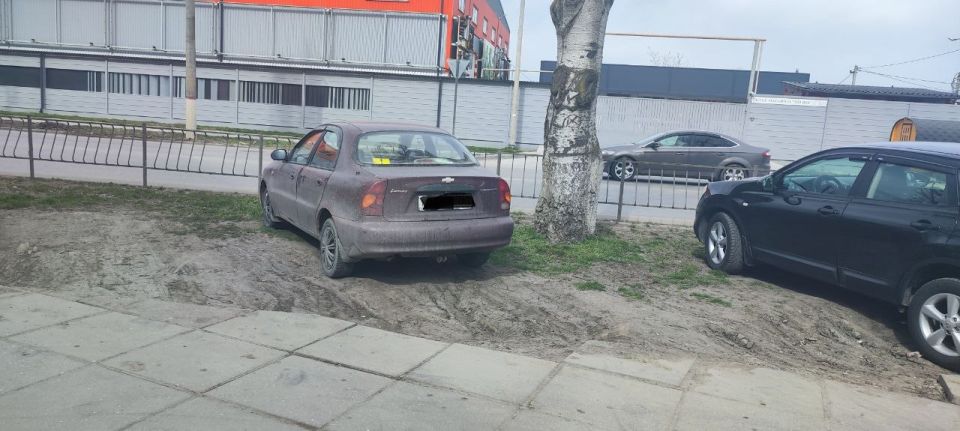Ещё 17 нарушителей правил парковки зафиксировано в ходе проверочных мероприятий Ещё 17 нарушителей правил парковки зафиксировано в ходе проверочных мероприятий