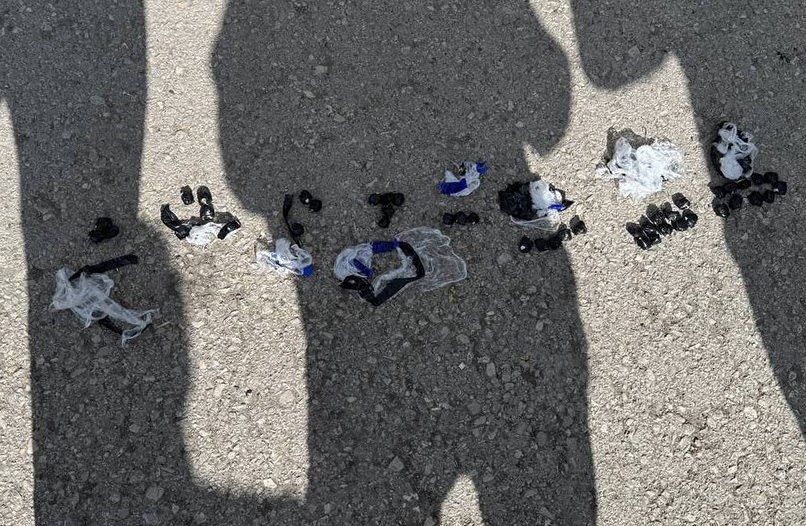 В Симферополе оперативники задержали наркокурьера, намеревавшегося сбыть на территории города особо крупную партию «синтетики» В Симферополе оперативники задержали наркокурьера, намеревавшегося сбыть на территории города особо крупную партию «синтетики»