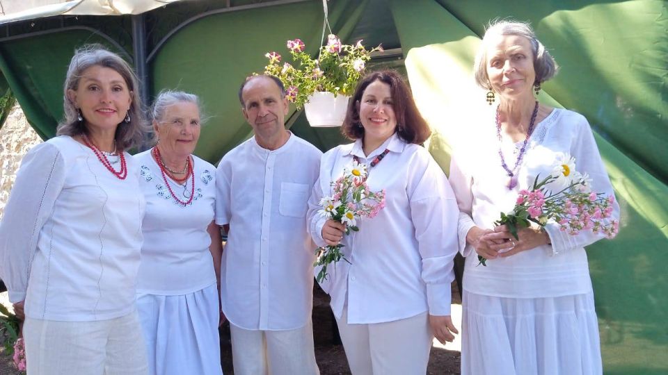 ПОСИДЕЛКИ НА ОРЛИНОЙ ГОРЕ В АЛУШТЕ СОСТОЯЛИСЬ ПОСИДЕЛКИ НА ОРЛИНОЙ ГОРЕ В АЛУШТЕ СОСТОЯЛИСЬ
